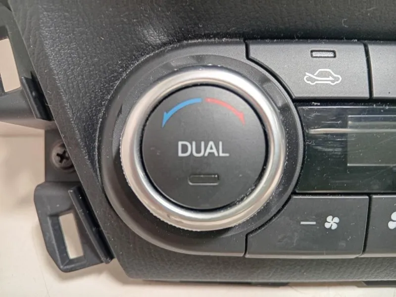 Modulo Comando Riscaldamento Clima BANP61190B Mazda 3 III 2016