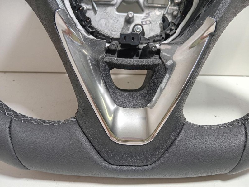 Volante 98524835ZD Opel Corsa F 2019