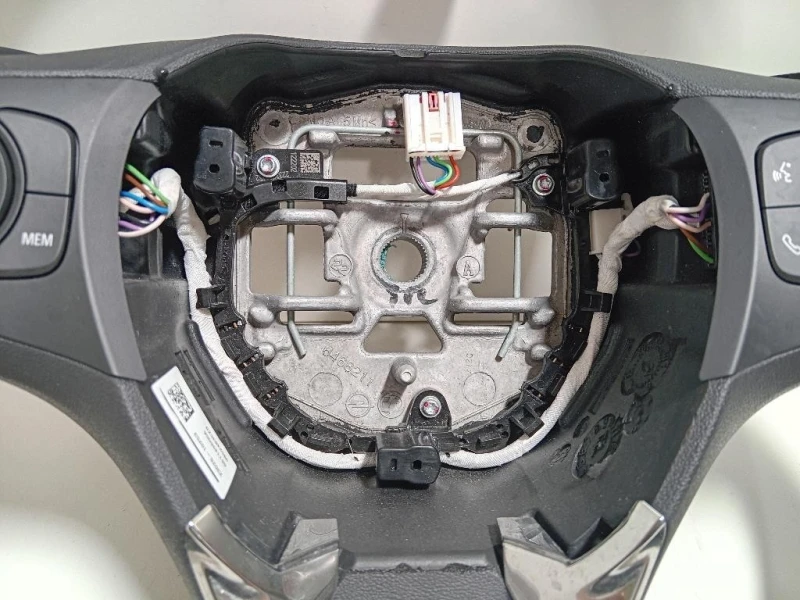 Volante 98524835ZD Opel Corsa F 2019