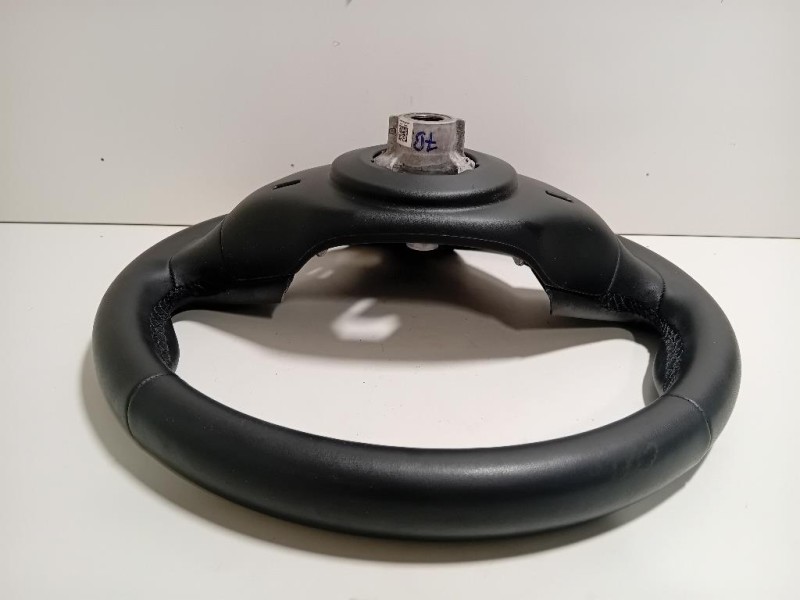 Volante 484005241R Renault CLIO IV 2016