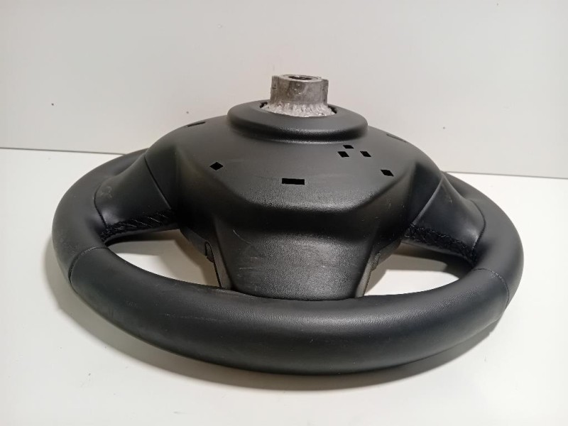 Volante 484005241R Renault CLIO IV 2016