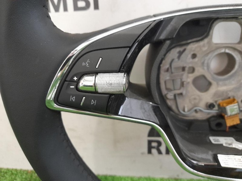 Volante 5E3419093A Skoda Fabia NJ3 2018