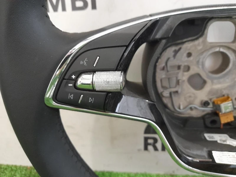 Volante 5E3419093A Skoda Fabia NJ3 2018