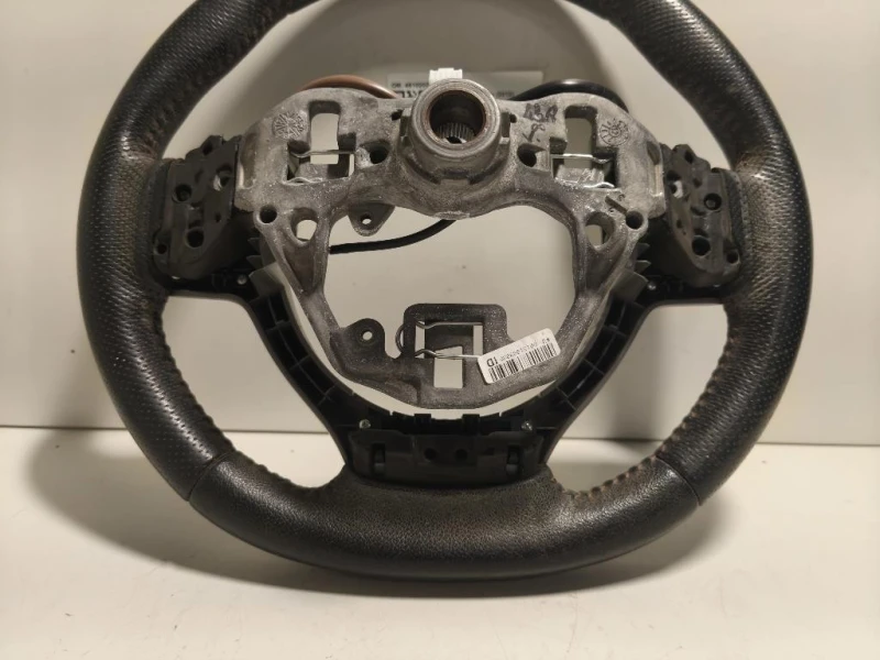 Volante 451020D290C0 Toyota Yaris IV 2012