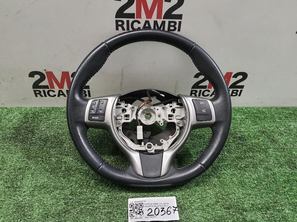 Volante 451000D770 Toyota Yaris IV 2014