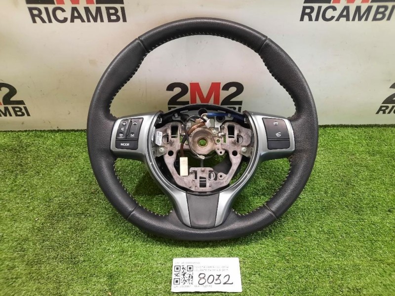 Volante 451000D49023 Toyota Yaris IV 2014