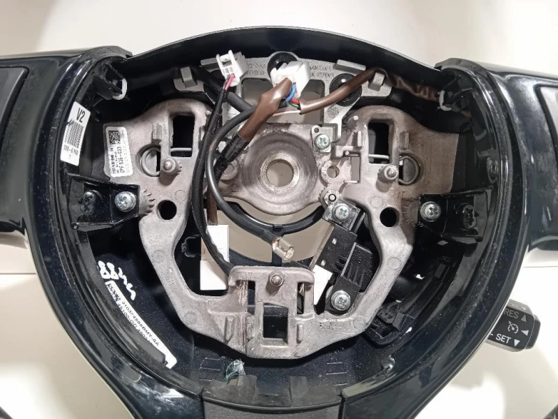 Volante 310093699 Toyota Yaris IV 2017