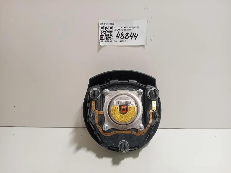 Volante 310093699 Toyota Yaris IV 2017