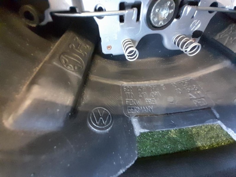 Volante 6Q0419091 Volkswagen POLO IV 2002