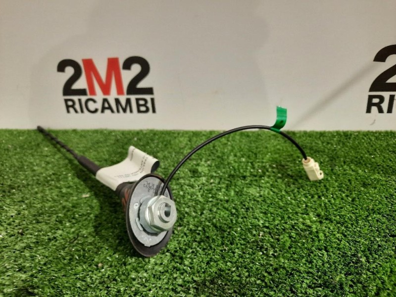 Zoccolo Antenna 51893693 Lancia Ypsilon III 2011