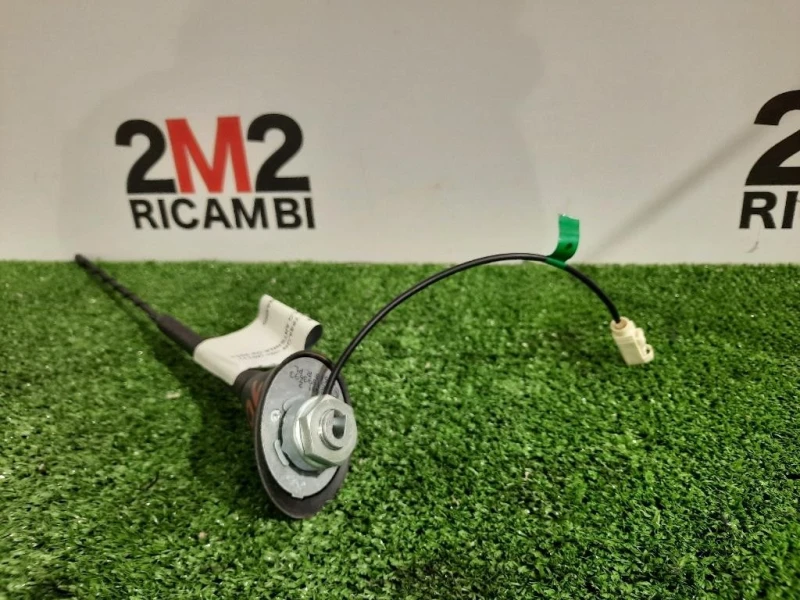 Zoccolo Antenna 51893693 Lancia Ypsilon III 2011