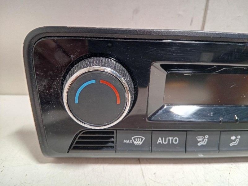 Modulo Comando Riscaldamento Clima 6V0 907 044 Skoda Fabia NJ3 2018