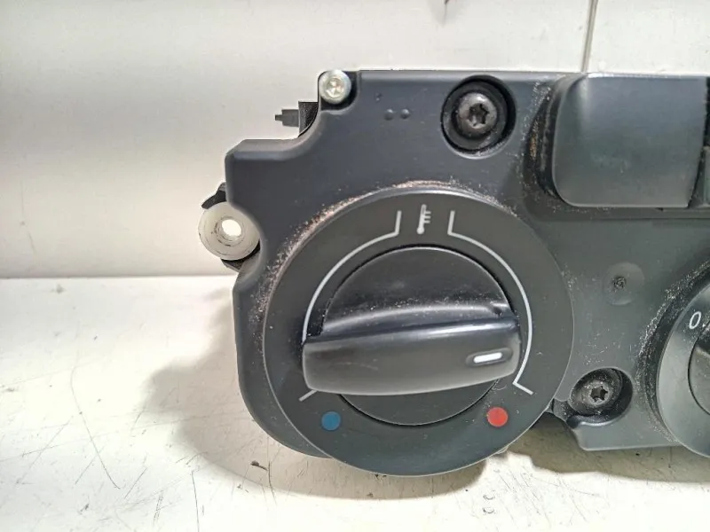 Modulo Comando Riscaldamento Clima MODULO COMANDO RISCALDAMENTO CLIMA Volkswagen Caddy III 2004