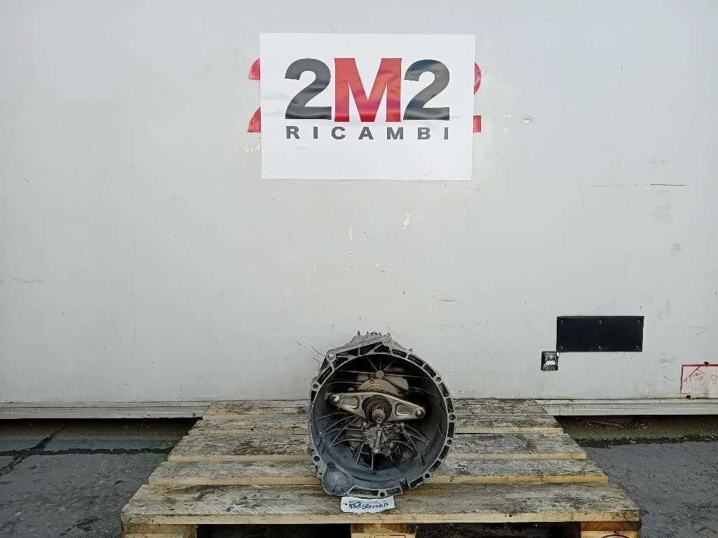 Cambio 6 MARCE MANUALE Bmw Serie 5 F10 Berlina 2012