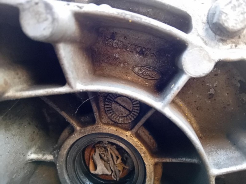 Cambio CAMBIO Ford Transit Courier 2014