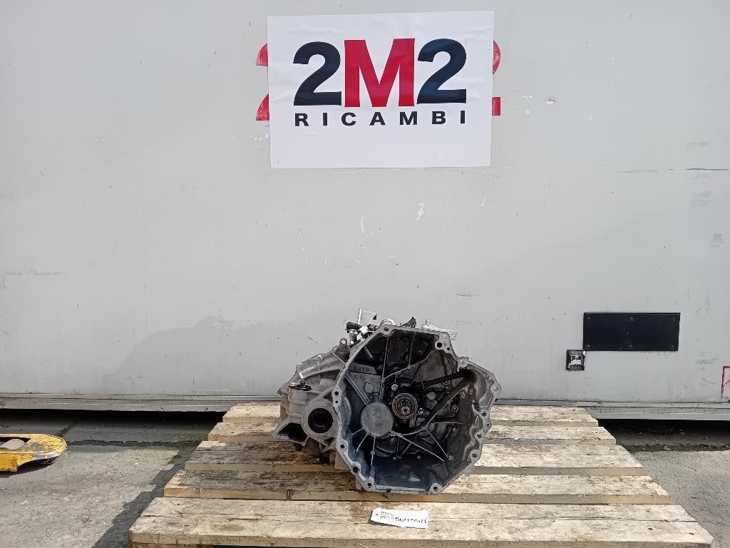 Cambio 6 MARCE MANUALE Nissan Qashqai+2 2010