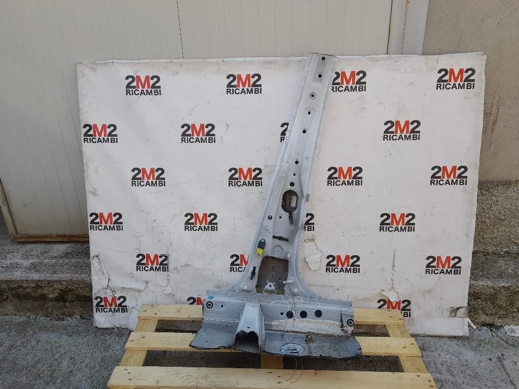 Montante Centrale DX Toyota Yaris IV 2012