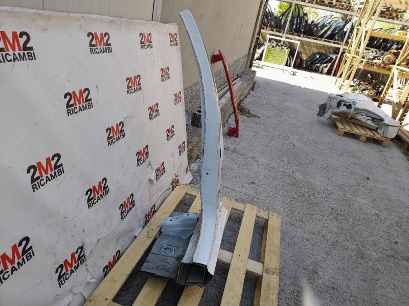 Montante Centrale DX Toyota Yaris IV 2012