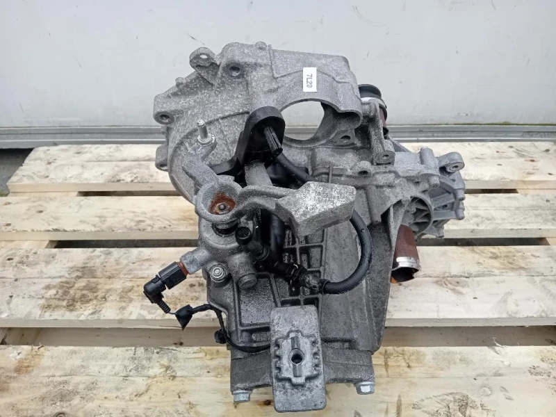 Cambio 5 MARCE MANUALE Volkswagen UP 2012