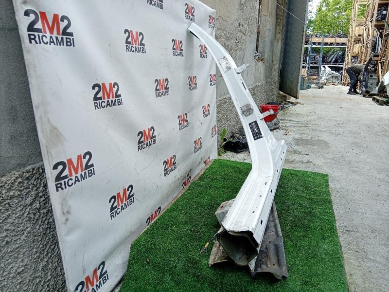 Montante Centrale SX MONTANTE CENTRALE SX Volvo V60 I 2013