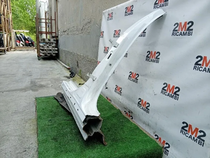 Montante Centrale SX MONTANTE CENTRALE SX Volvo V60 I 2013