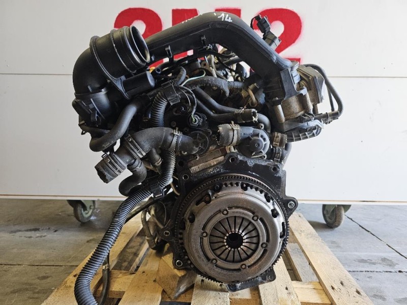 Motore Completo CAXA 122 CV 90 KW Audi A1 8X1 2010