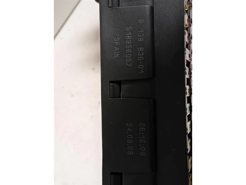 Centralina Scatola Fusibili 913883001 Bmw Serie 5 E60 Berlina 2004