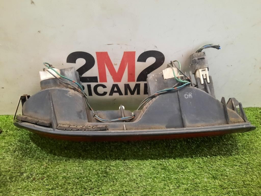 Fanale INF POST DX MR508784 1146344 Mitsubishi Pajero III 2000