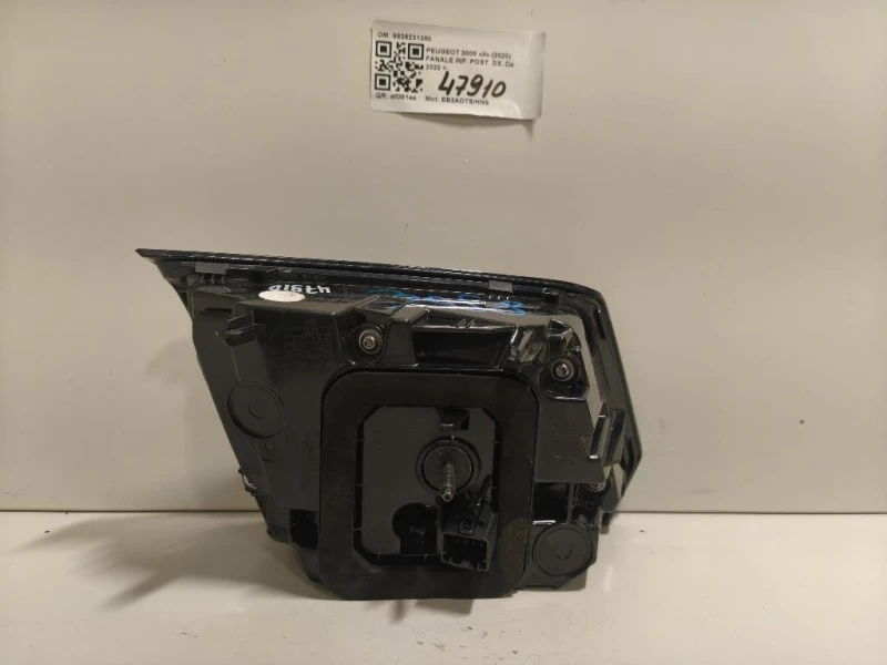Fanale INF POST DX 9836231380 Peugeot 3008 II 2020