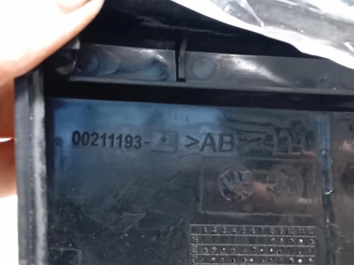 Cornice Fanale Esterno POST SX 00211193 Land Rover Defender 130 2022