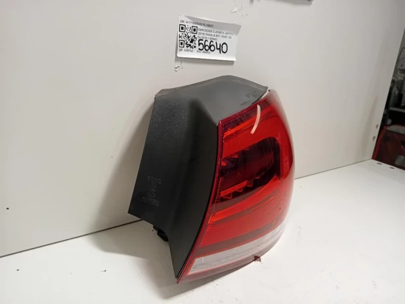 Fanale EST POST DX A1779068402 Mercedes Classe A W177 2018
