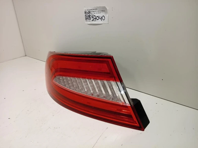 Fanale EST POST SX CX23-13405-AD Jaguar XF I 2011