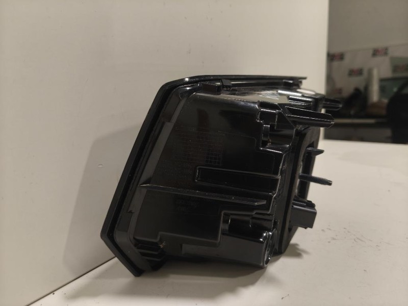 Fanale INF POST SX 9836231480 Peugeot 3008 II 2020