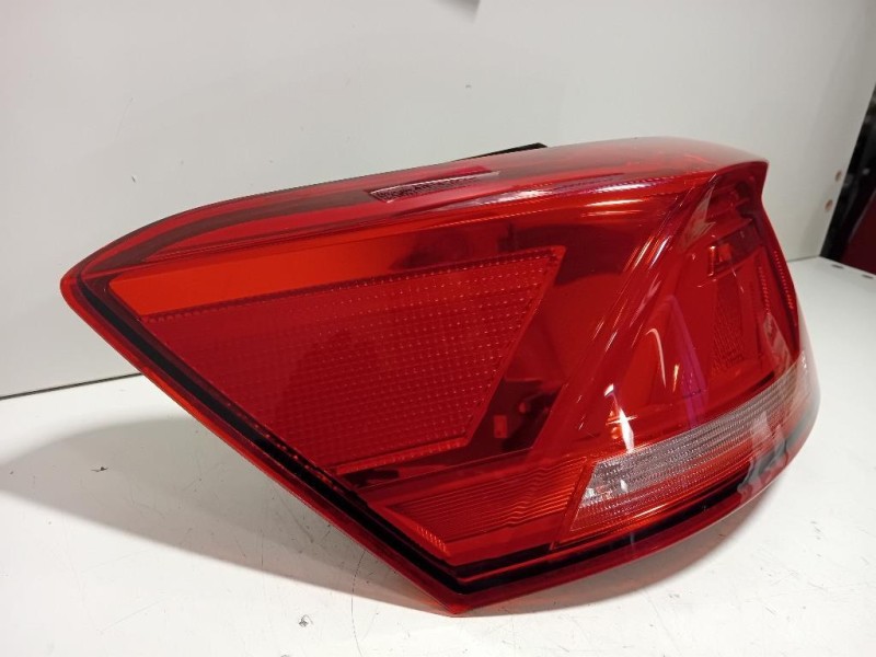 Fanale EST POST SX 2GA945095 Volkswagen T-roc 2017