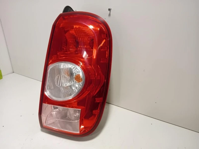 Fanale POST DX FANALE POST DX Dacia Duster I 2014