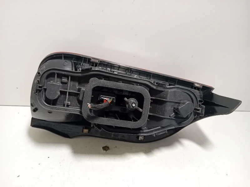 Fanale POST DX 1S0945096G Volkswagen UP 2012