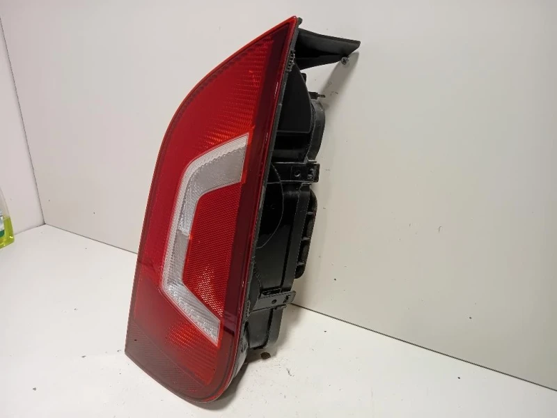 Fanale POST DX 1S0945096G Volkswagen UP 2012