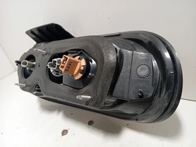Fanale POST SX NF79-51160 Mazda MX5 III 2006