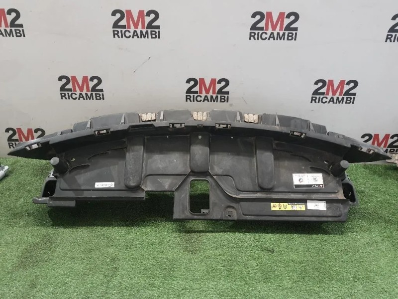 Rinforzo Griglia Radiatore 9810634677 Peugeot 5008 II 2017