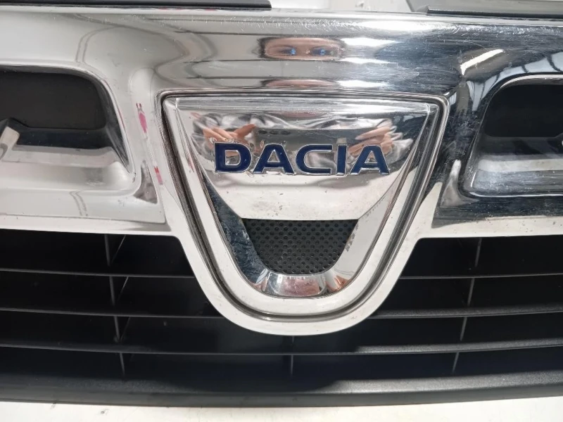 Griglia DI Ventilazione Paraurti ANT 623100260R Dacia Duster I 2010