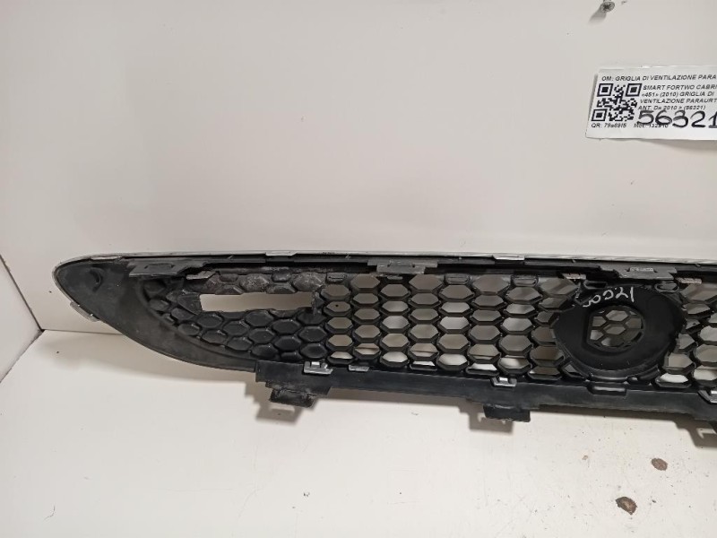 Griglia DI Ventilazione Paraurti ANT GRIGLIA DI VENTILAZIONE PARAURTI ANT Smart Fortwo Cabrio 451 2010