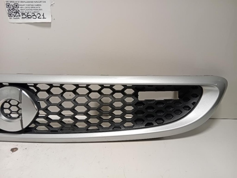 Griglia DI Ventilazione Paraurti ANT GRIGLIA DI VENTILAZIONE PARAURTI ANT Smart Fortwo Cabrio 451 2010