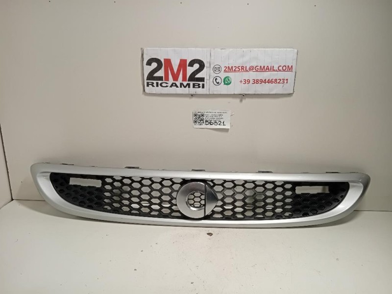 Griglia DI Ventilazione Paraurti ANT GRIGLIA DI VENTILAZIONE PARAURTI ANT Smart Fortwo Cabrio 451 2010