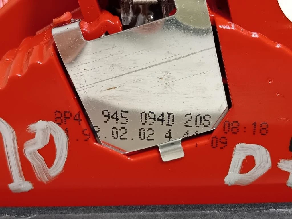 Fanale INT POST DX 8P4 945 094 D Audi A3 8PA Sportback 2010