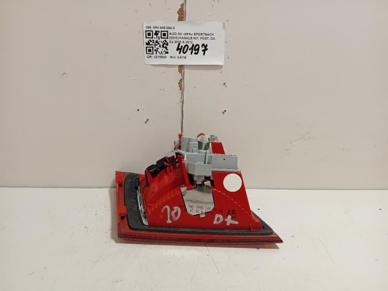 Fanale INT POST DX 8P4 945 094 D Audi A3 8PA Sportback 2010