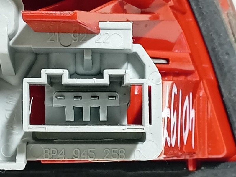 Fanale INT POST DX 8P4 945 094 D Audi A3 8PA Sportback 2010