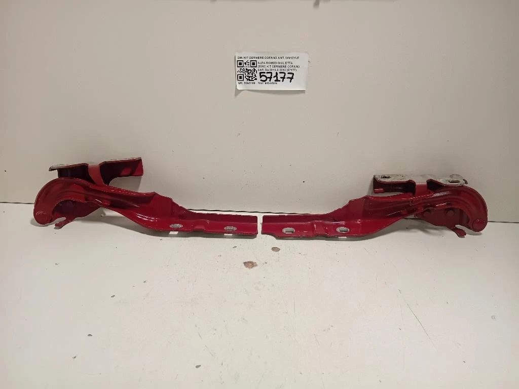 KIT Cerniere Cofano ANT KIT CERNIERE COFANO ANT Alfa Romeo Giulietta 2010