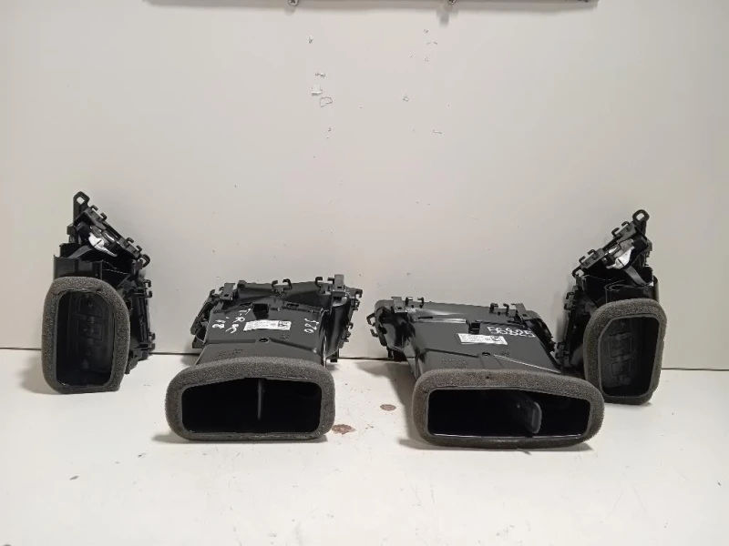 KIT Griglie Condotto ARIA Cruscotto 2GB8197042GB819703 Volkswagen T-roc 2017