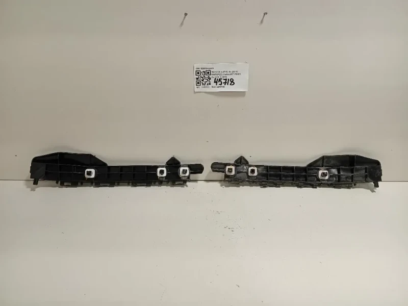 Rinforzo Paraurti POST 52576-02090 Toyota Auris I 2010