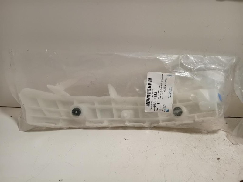 KIT Staffe Sostegno Paraurti POST 96686882 Chevrolet Spark 2010